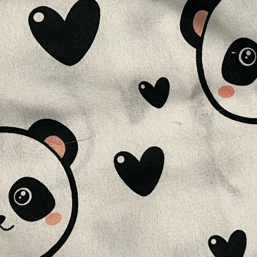 Amazon Panda and Heart Print Bedding Set - White and Black